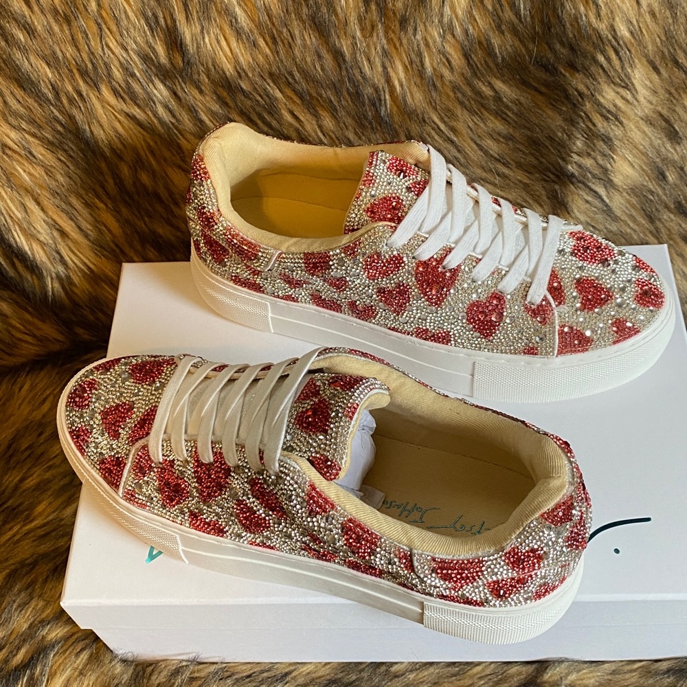 Betsey Johnson Women’s Sidny Platform Sneakers - Hearts - Picture 2 of 8